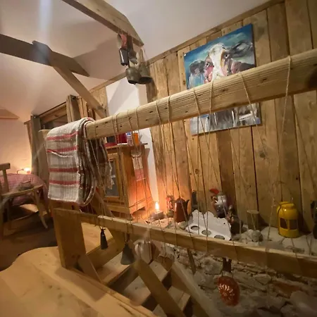 Le Nid Des Cloches *